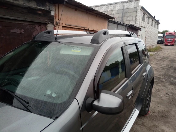 Дефлекторы окон дверей (ветровики) для Renault Duster / Рено Дастер 2010-2021 Г.В.. Ричмарк — фото 5