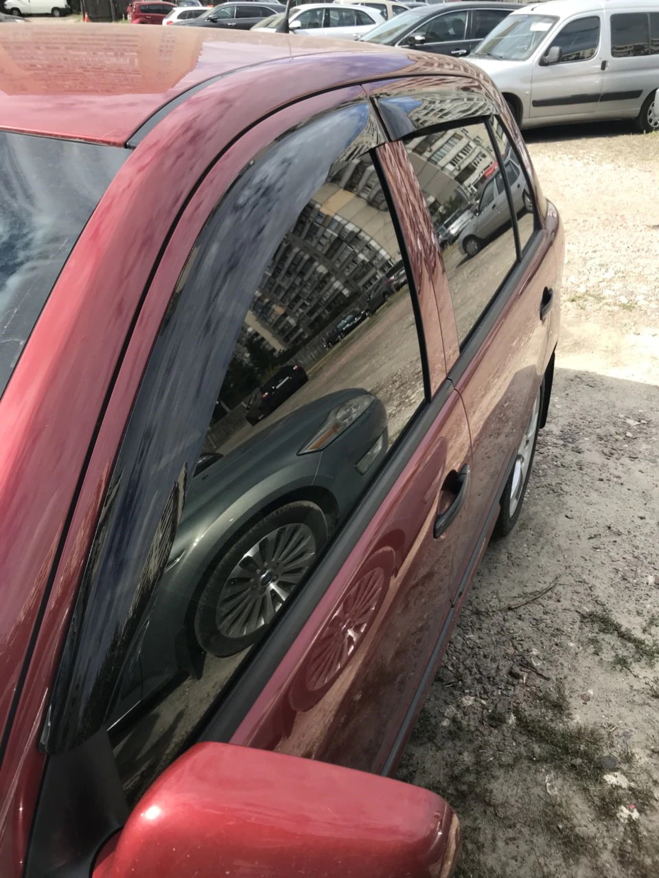 Дефлекторы окон дверей (ветровики) для Skoda Fabia / Шкода Фабия 1 1997-2007 Г.В.. Ричмарк — фото 6