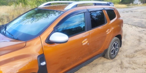 Дефлекторы окон дверей (ветровики) для Renault Duster / Рено Дастер 2 с 2021 Г.В. 4 двери+задние окна. Ричмарк — фото 6