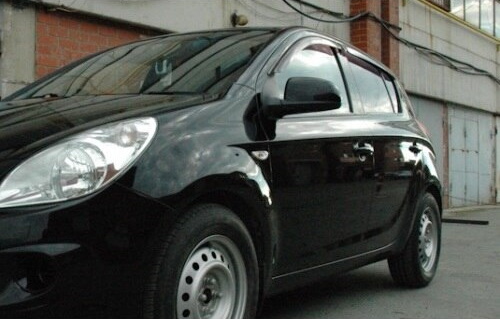 Дефлекторы окон дверей (ветровики) для Hyundai i20 2008-2014 Г.В.. Ричмарк — фото 4