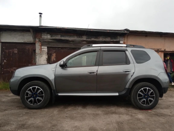 Дефлекторы окон дверей (ветровики) для Renault Duster / Рено Дастер 2010-2021 Г.В.. Ричмарк — фото 7