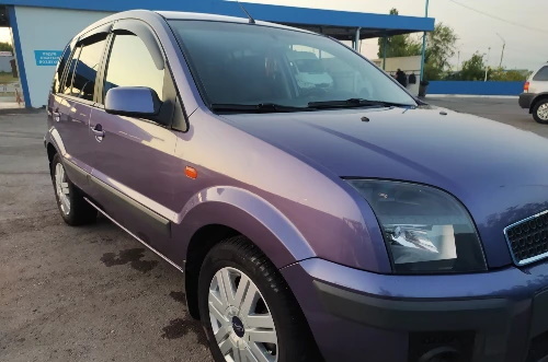 Дефлекторы окон дверей (ветровики) для Ford Fusion / Форд Фьюжн 2002-2012 Г.В.. Ричмарк — фото 4